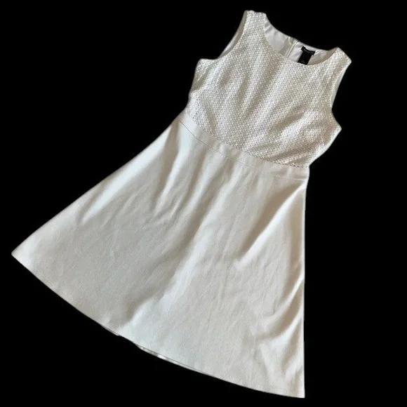 Ann Taylor Ponte Knit Crochet Dress Sleeveless Fit and Flare Cream Sz 6 - Picture 3 of 15